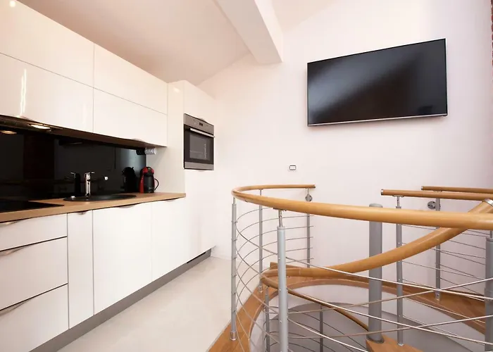 Open View זאדאר